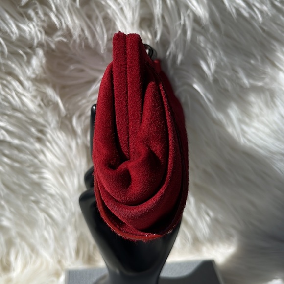 Authentic Tod’s ‘Scala Pochette’ Sera Clutch ~ in Red Pony Hair & Suede - Picture 3 of 16